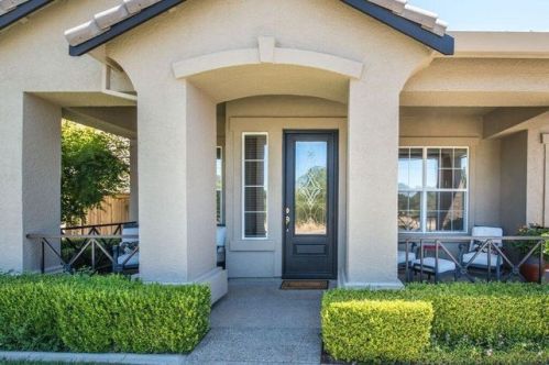 464 Keefer St, Folsom, CA 95630-8807