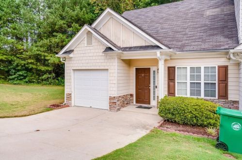 6936 Rogers Pt, Lithonia, GA 30058-7056