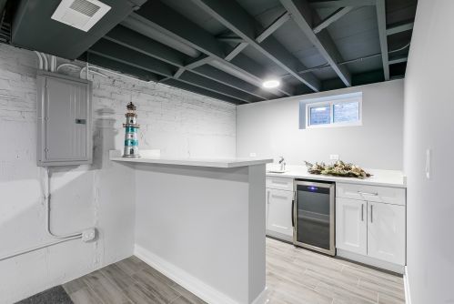 4824 Lawler Ave, Chicago IL 60638-5728 exterior