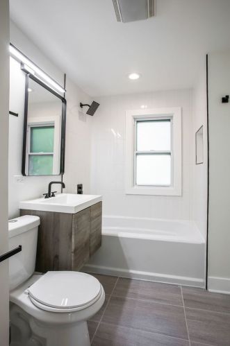 468 Emroy Ave, Elmhurst IL  60126-2019 exterior