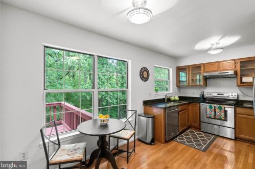 1633 Hugo Cir, Silver Spring MD 20906-5922 exterior