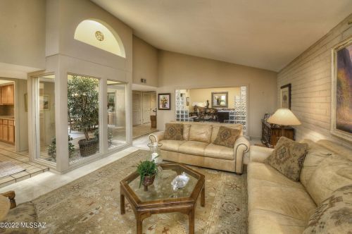 5674 Camino Del Sol, Tucson, AZ 85718-4416