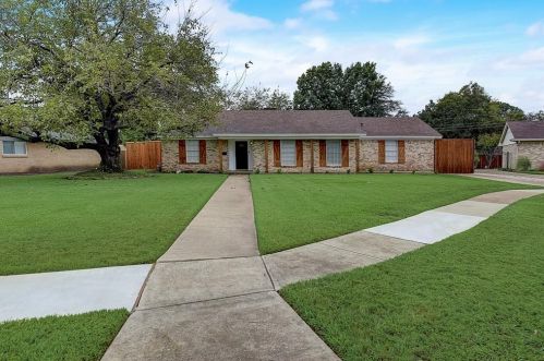 3316 Arawak Pl, Dallas TX 75234-2201 exterior