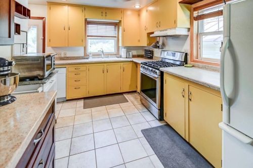 4103 Maher Ave, Madison WI  53716-1637 exterior