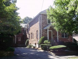 39 Eddy St, Newton, MA 02465-2132