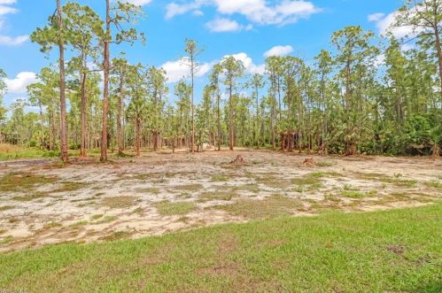 3791 8 Ave, Naples FL 34117-4993 exterior