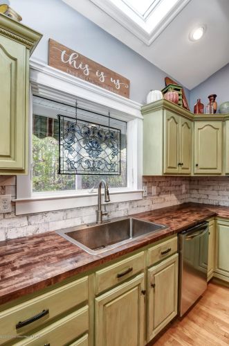 563 Constitution Dr, Jackson Twp NJ 08527-4331 exterior