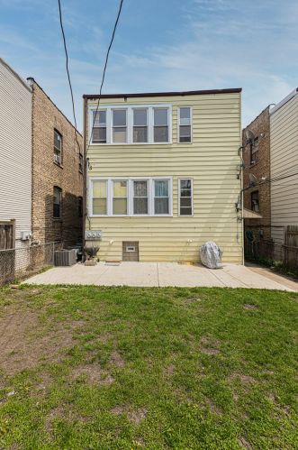 4848 Tripp Ave, Chicago IL 60629-5743 exterior