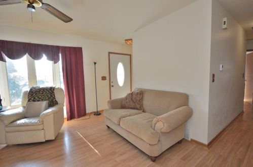 10304 Darnel Ave, Milwaukee, WI 53224-2645