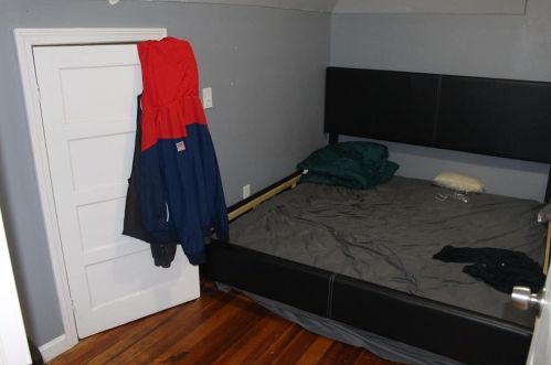 556 Elm St, Woonsocket RI 02895-3508 exterior