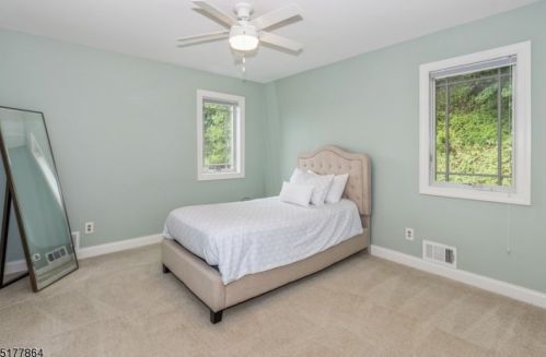 1401 Outlook Dr, Mountainside NJ 07092-1412 exterior