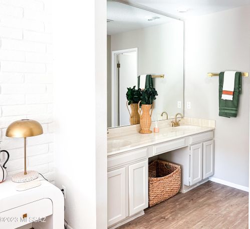 5694 Camino De La Noche, Tucson AZ  85718-4421 exterior