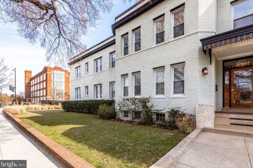 2 17th St, Washington, DC 20003-1606