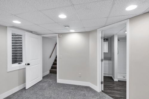 5024 Westnedge Ave, Kalamazoo MI 49004-3071 exterior