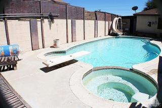 505 Laurel St, Oxnard, CA 93033-4626