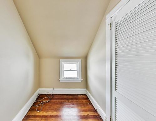 2145 Grace St, Chicago IL 60618-4901 exterior