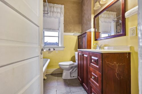 1205 Montclair Ave, Saint Louis MO 63112-4109 exterior