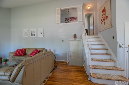 15 Sims Rd, Edison NJ 08817-3034 exterior