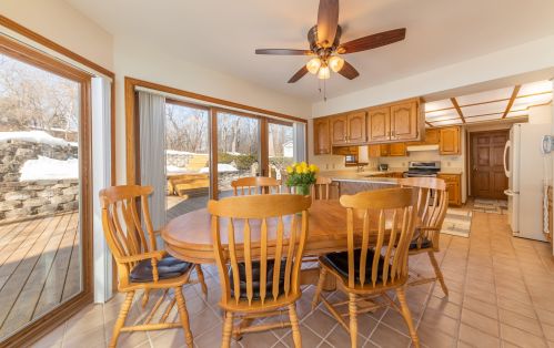 10430 Pne Rdg Rd, Milwaukee WI 53228-3236 exterior