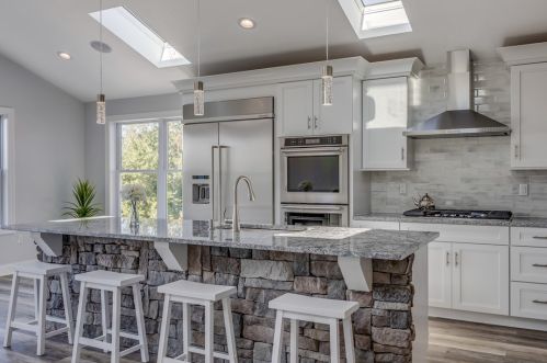 5547 Glass Rd, Pittsburgh PA  15205-9435 exterior