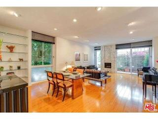 1818 Parnell Ave, Los Angeles CA  90025-4823 exterior