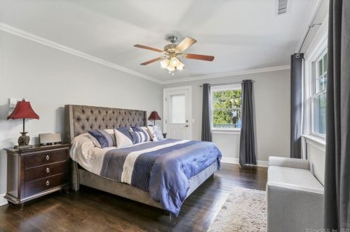 40 Easton Rd, Westport CT 06880-2215 exterior