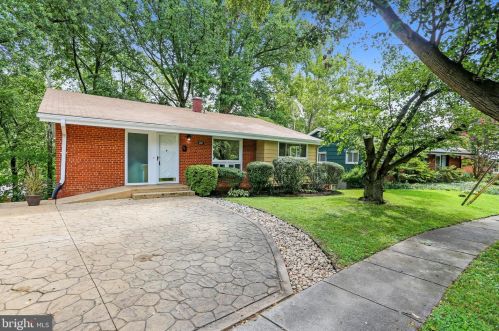 2221 Richland St, Silver Spring, MD 20910-2334