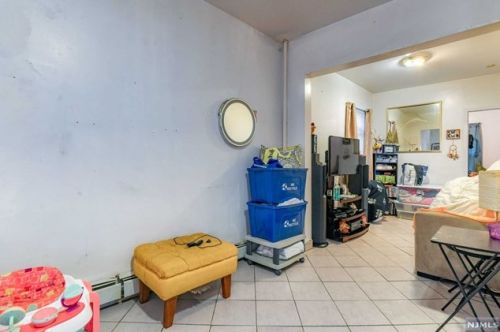 117 6 St, Paterson NJ 07508-2121 exterior