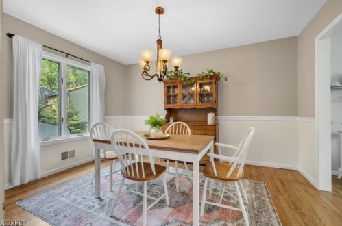 11 Deborah Dr, Morristown NJ 07960-3640 exterior