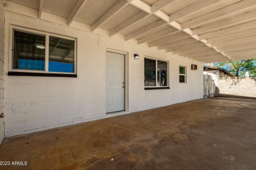 2925 42nd Ave, Phoenix AZ  85019-4323 exterior