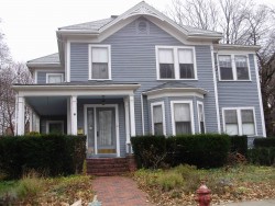 82 Harvard St, Newton, MA 02460-2232