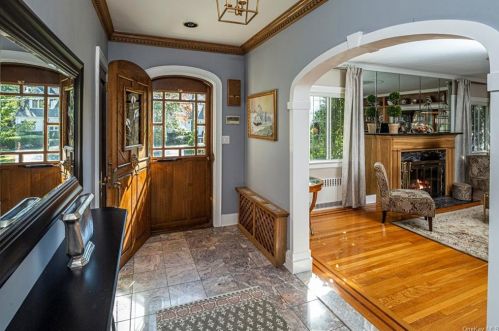 7 Denman Pl, Mount Vernon, NY 10552-1213