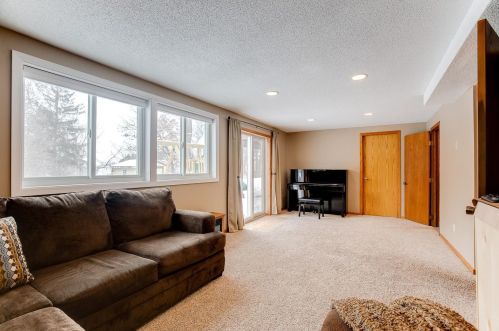 2698 Greystone, Saint Paul MN 55128-3919 exterior