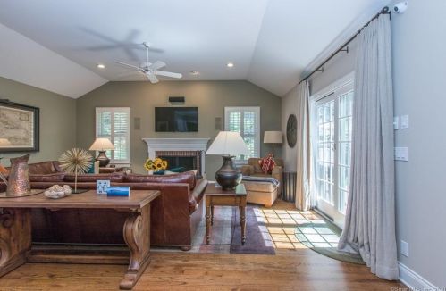 152 Mather St, Wilton CT 06897-5011 exterior