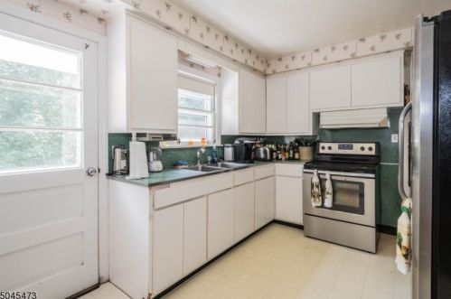 145 Fairmount Ave, Chatham Township NJ 07928-1823 exterior