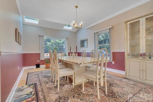 48 Farmhaven Ave, Edison NJ 08820-3220 exterior