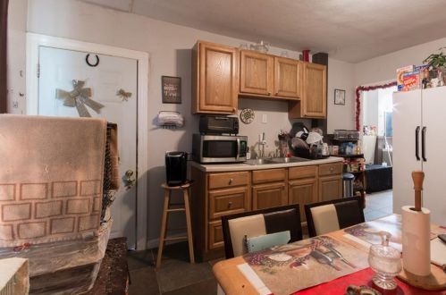 61 Ledge St, Providence RI 02904-2316 exterior