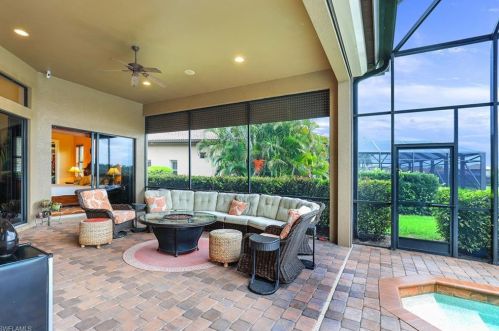 6601 Caldecott Dr, Naples FL 34113-3196 exterior