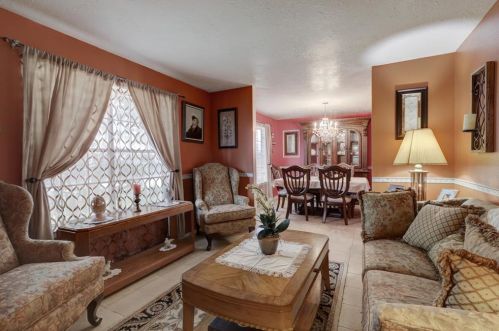 8318 Opalwood Ln, Humble, TX 77338-2744