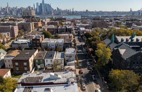 1401 West St, Union City NJ 07087-3238 exterior