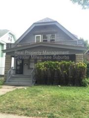 2656 48th St, Milwaukee WI  53210-2414 exterior