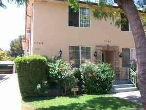 1749 Mariposa Ave, Los Angeles CA  90027-3942 exterior