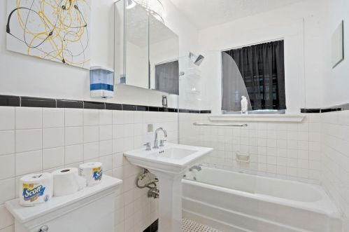 1626 Mayflower Ave, Atlanta GA 30311-2779 exterior