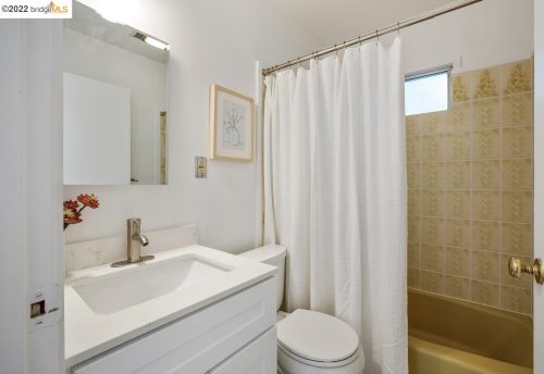 739 Cerrito, Berkeley CA 94706-1521 exterior