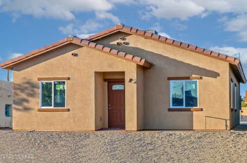 6052 Jeanette Blvd, Tucson AZ 85706-4349 exterior