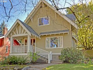 2108 50th Ave, Portland OR  97213-2042 exterior