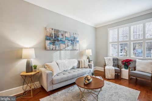 230 F St, Washington DC 20002-4931 exterior