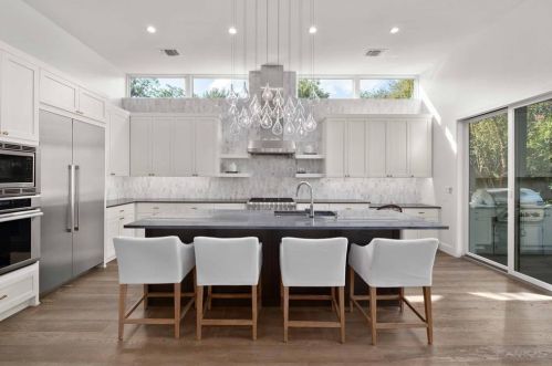 2632 49th St, Austin TX 78756-3104 exterior