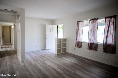 6718 Brooks Dr, Tucson AZ  85730-1630 exterior