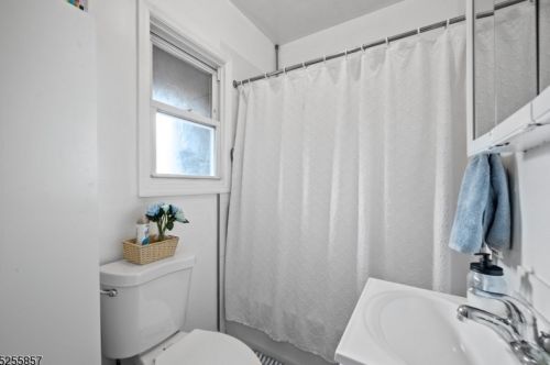 1289 Avy St, Industrial Hillside NJ 07205-2213 exterior